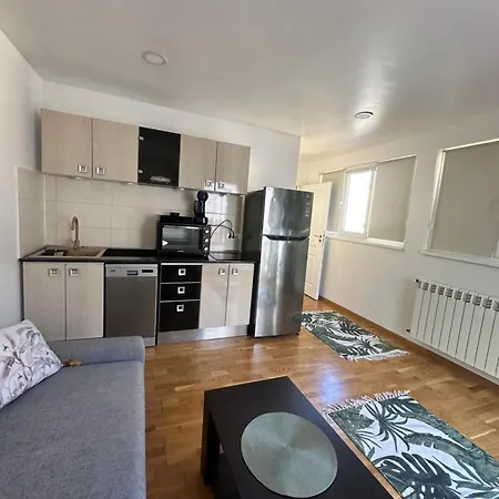 Seanest Mamaia Nord Apartment